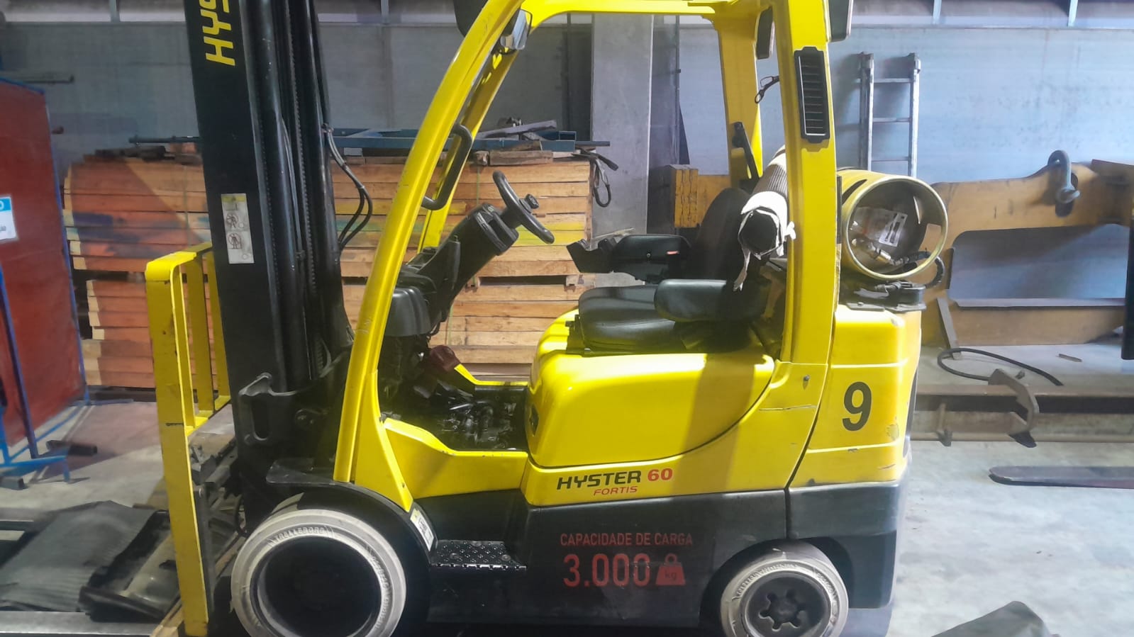 Manutenção corretiva Hyster 60 Fortis